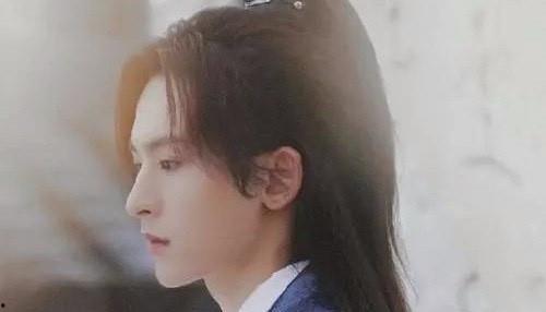 娱乐爆料王源吴宣仪,甜蜜互动引粉丝热议！”